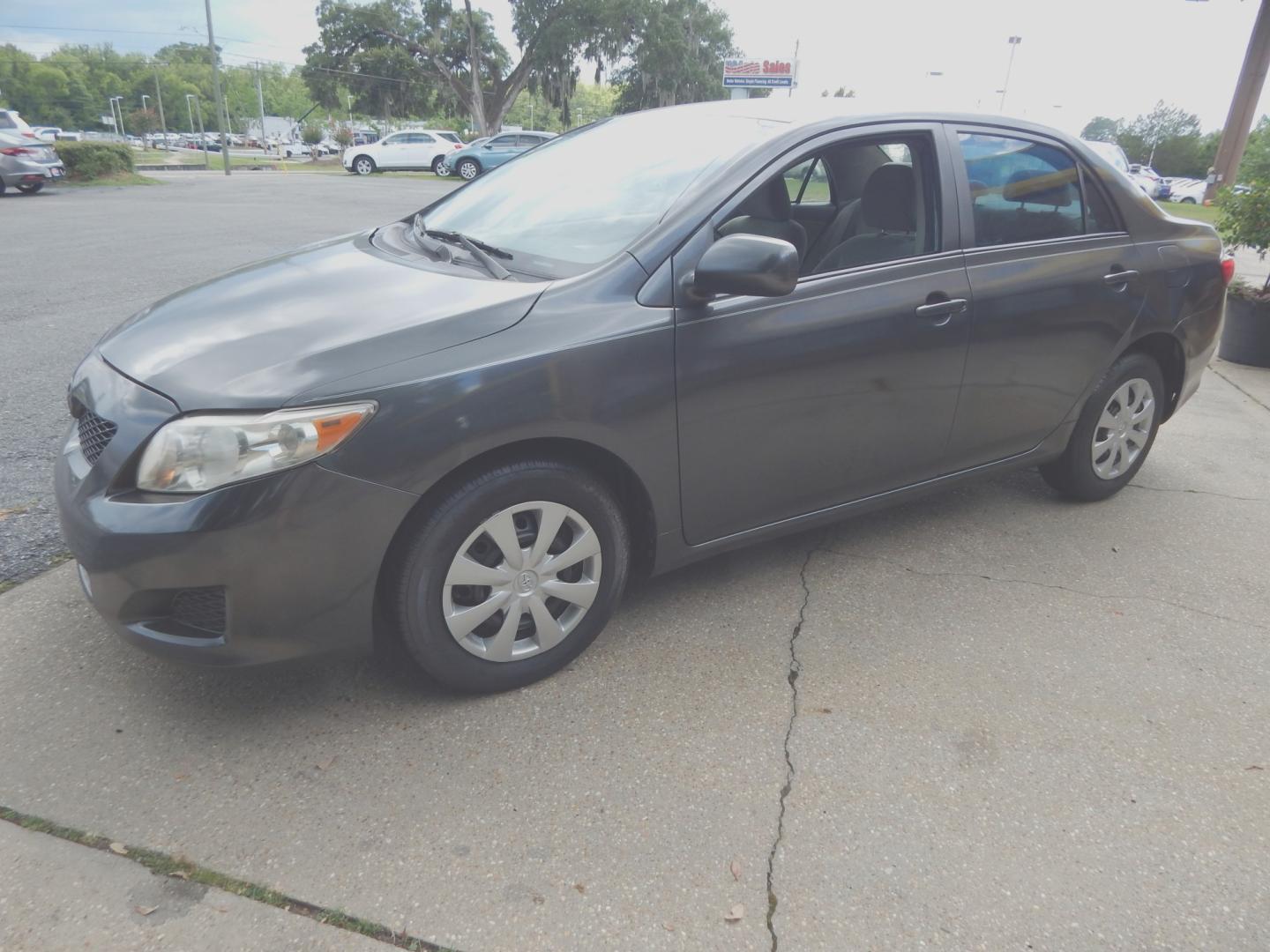 2010 Charcoal /Gray Toyota Corolla LE (JTDBU4EE2A9) with an 1.8L L4 DOHC 16V engine, 4-Speed Automatic transmission, located at 3120 W Tennessee St, Tallahassee, FL, 32304-1002, (850) 575-6702, 30.458841, -84.349648- Photo#1