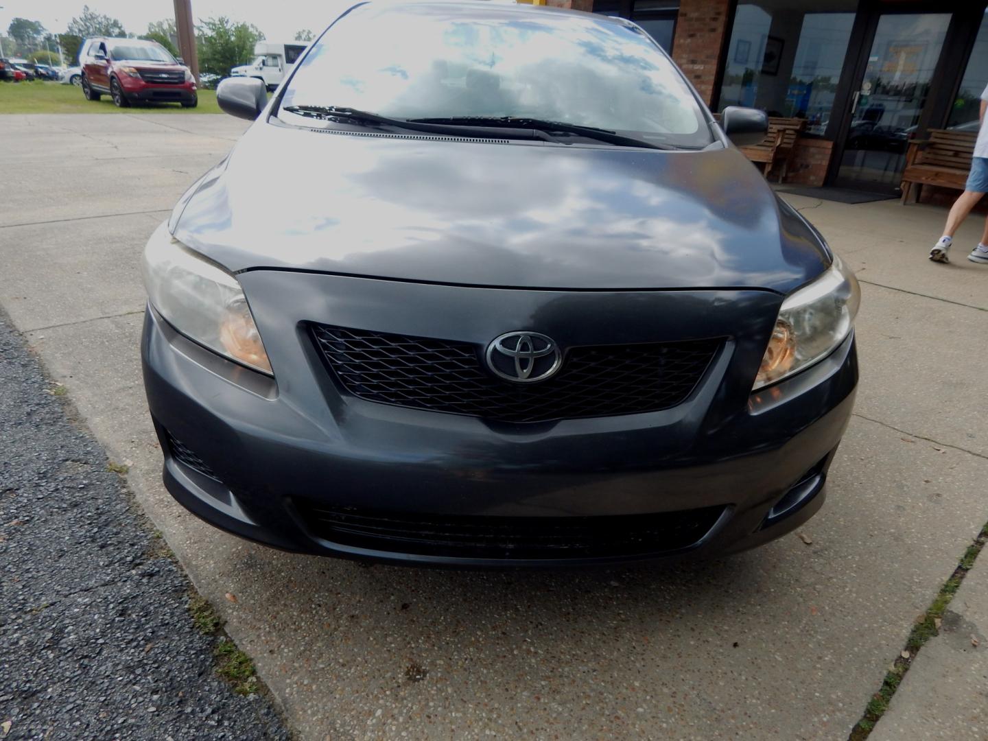 2010 Charcoal /Gray Toyota Corolla LE (JTDBU4EE2A9) with an 1.8L L4 DOHC 16V engine, 4-Speed Automatic transmission, located at 3120 W Tennessee St, Tallahassee, FL, 32304-1002, (850) 575-6702, 30.458841, -84.349648- Photo#2