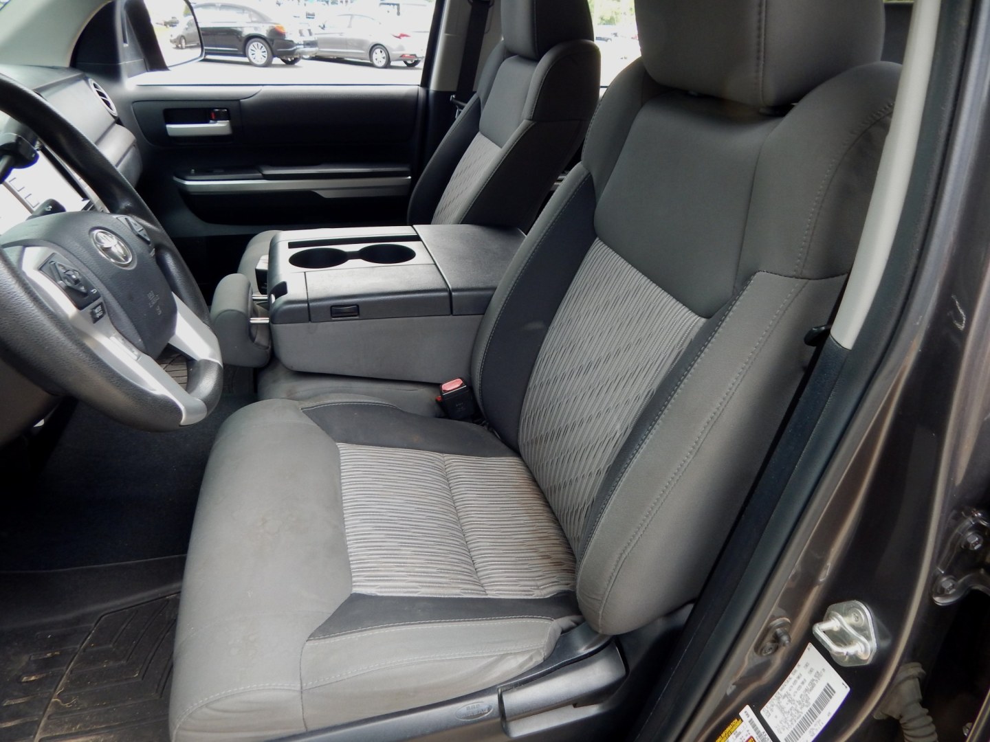 2015 Charcoal /Gray Toyota Tundra SR5 5.7L V8 CrewMax 4WD (5TFDY5F10FX) with an 5.7L V8 DOHC 32V engine, 6-Speed Automatic transmission, located at 3120 W Tennessee St, Tallahassee, FL, 32304-1002, (850) 575-6702, 30.458841, -84.349648 - Used Car Supermarket is proud to present you with this loaded immaculate 2015 Toyota Tundra Crew Max SR5 4x4 with low miles. Used Car Supermarket prides itself in offering you the finest pre-owned vehicle in Tallahassee. Used Car Supermarket has been locally family owned and operated for over 50 yea- Photo#5