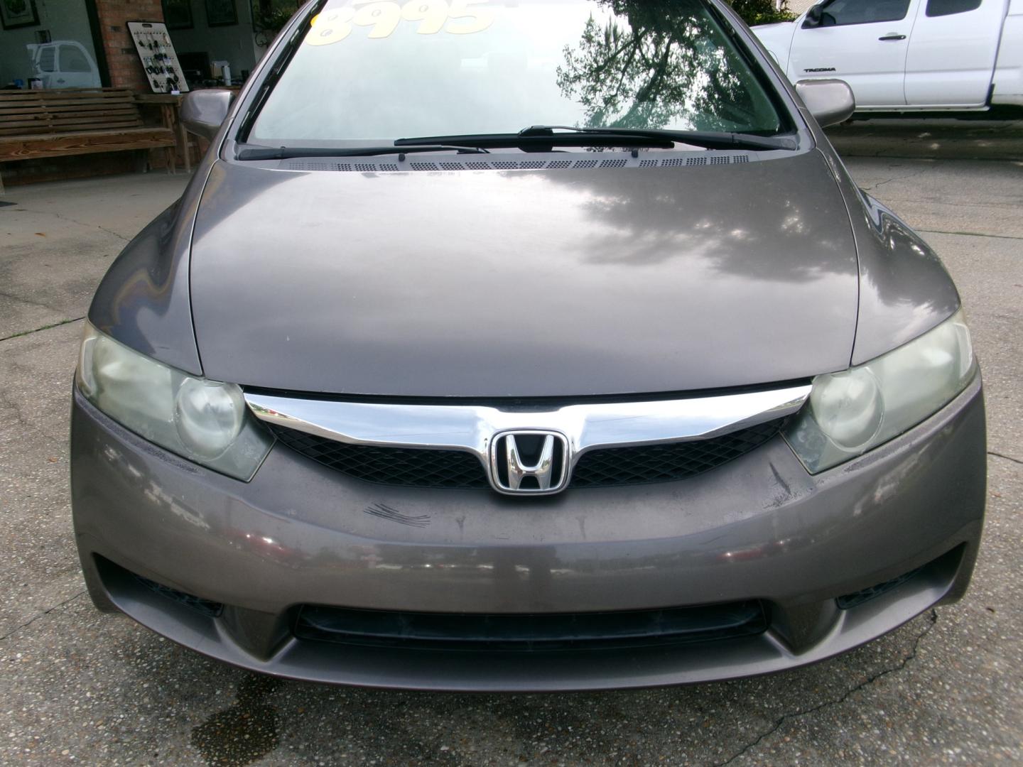 2010 Charcoal /Gray Honda Civic EX Sedan (19XFA1F86AE) with an 1.8L L4 SOHC 16V engine, Automatic transmission, located at 3120 W Tennessee St, Tallahassee, FL, 32304-1002, (850) 575-6702, 30.458841, -84.349648 - Used Car Supermarket is proud to present you with this loaded immaculate 2010 Honda Civic Sedan EX with low miles. Used Car Supermarket prides itself in offering you the finest pre-owned vehicle in Tallahassee. Used Car Supermarket has been locally family owned and operated for over 50 years. Our Ci- Photo#2
