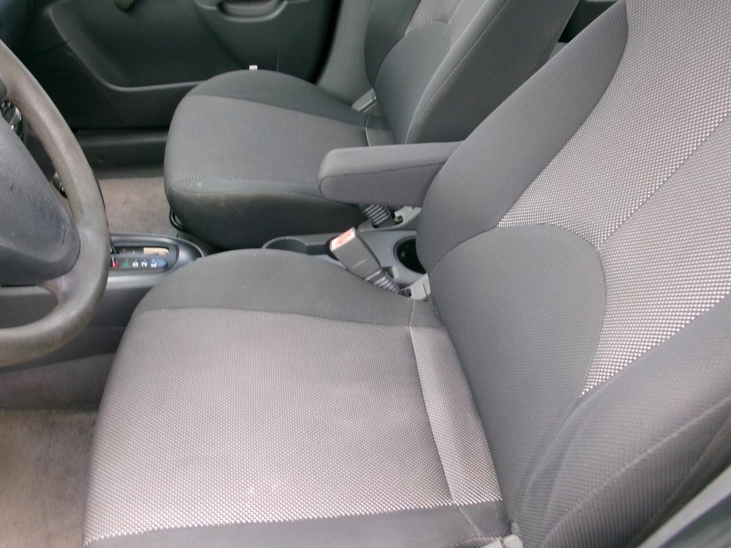 2007 Silver Metallic /Gray Kia Rio Base (KNADE123876) with an 1.6L L4 DOHC 16V engine, Automatic transmission, located at 3120 W Tennessee St, Tallahassee, FL, 32304-1002, (850) 575-6702, 30.458841, -84.349648 - Used Car Supermarket is proud to present you with this loaded immaculate 2007 Kia Rio Sedan with low miles. Used Car Supermarket prides itself in offering you the finest pre-owned vehicle in Tallahassee. Used Car Supermarket has been locally family owned and operated for over 50 years. Our Rio Sedan- Photo#5