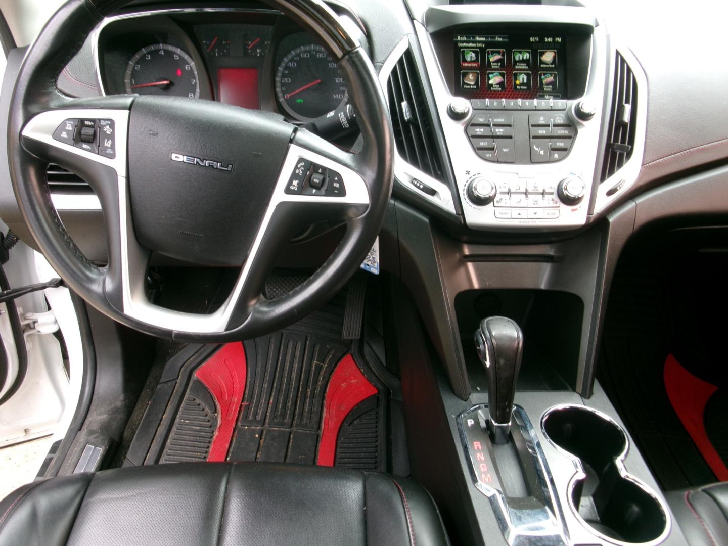 2013 White /Charcoal Leather GMC Terrain Denali (2GKFLYE33D6) with an 3.6L V6 DOHC 24V engine, Automatic transmission, located at 3120 W Tennessee St, Tallahassee, FL, 32304-1002, (850) 575-6702, 30.458841, -84.349648 - Used Car Supermarket is proud to present you with this loaded immaculate 2013 GMC Terrain Denali with low miles, Navigation, sunroof and leather. Used Car Supermarket prides itself in offering you the finest pre-owned vehicle in Tallahassee. Used Car Supermarket has been locally family owned and ope- Photo#6